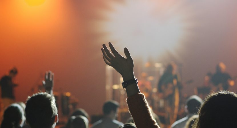tinuta pentru festival